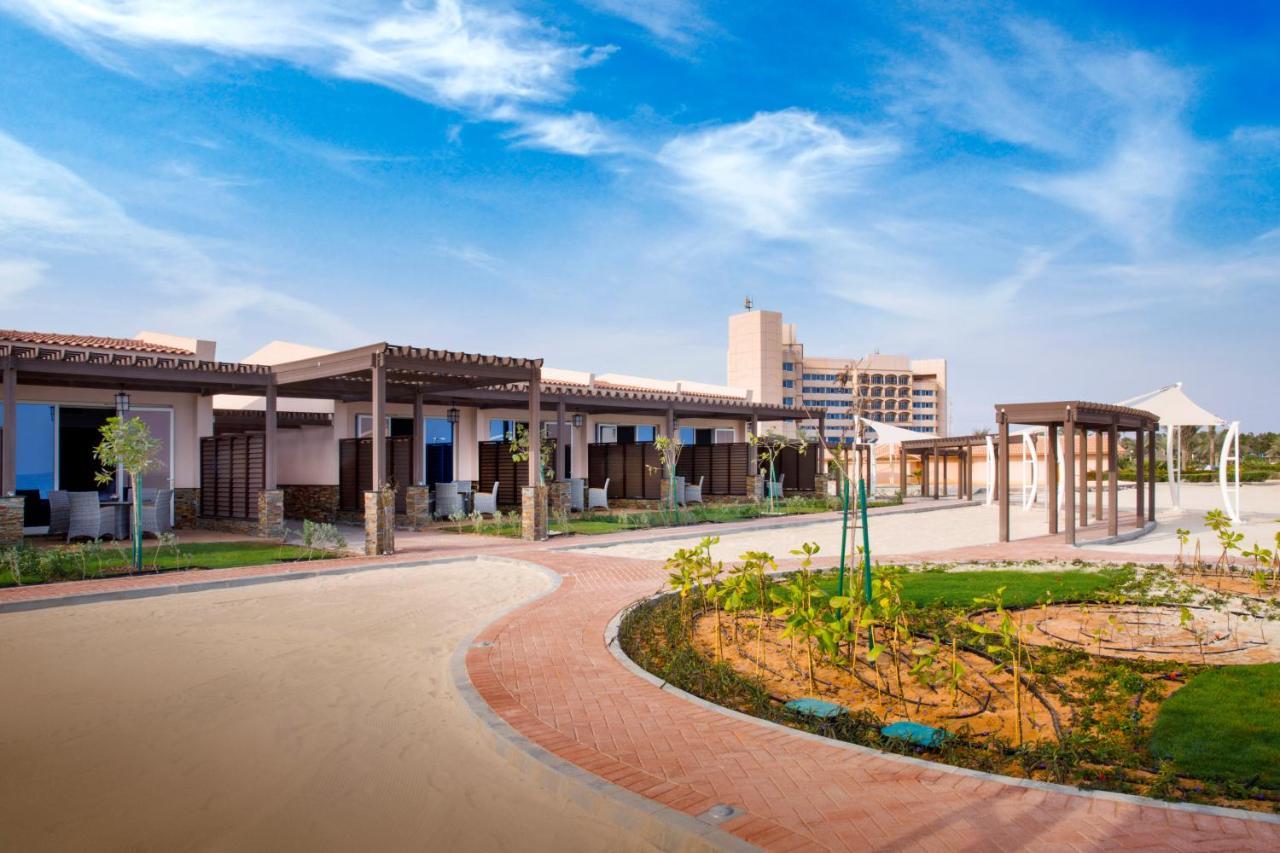 Danat Jebel Dhanna Resort Exterior photo